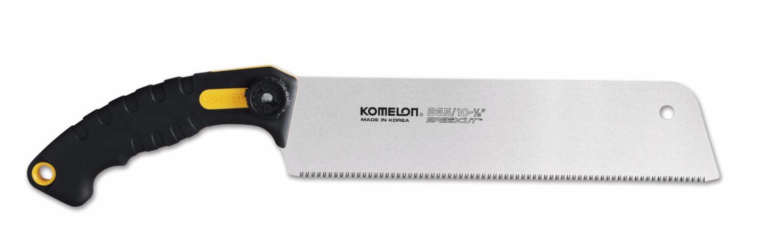 Komelon Carpenter Saw. Pull style. Thin blade design for precise cutting.